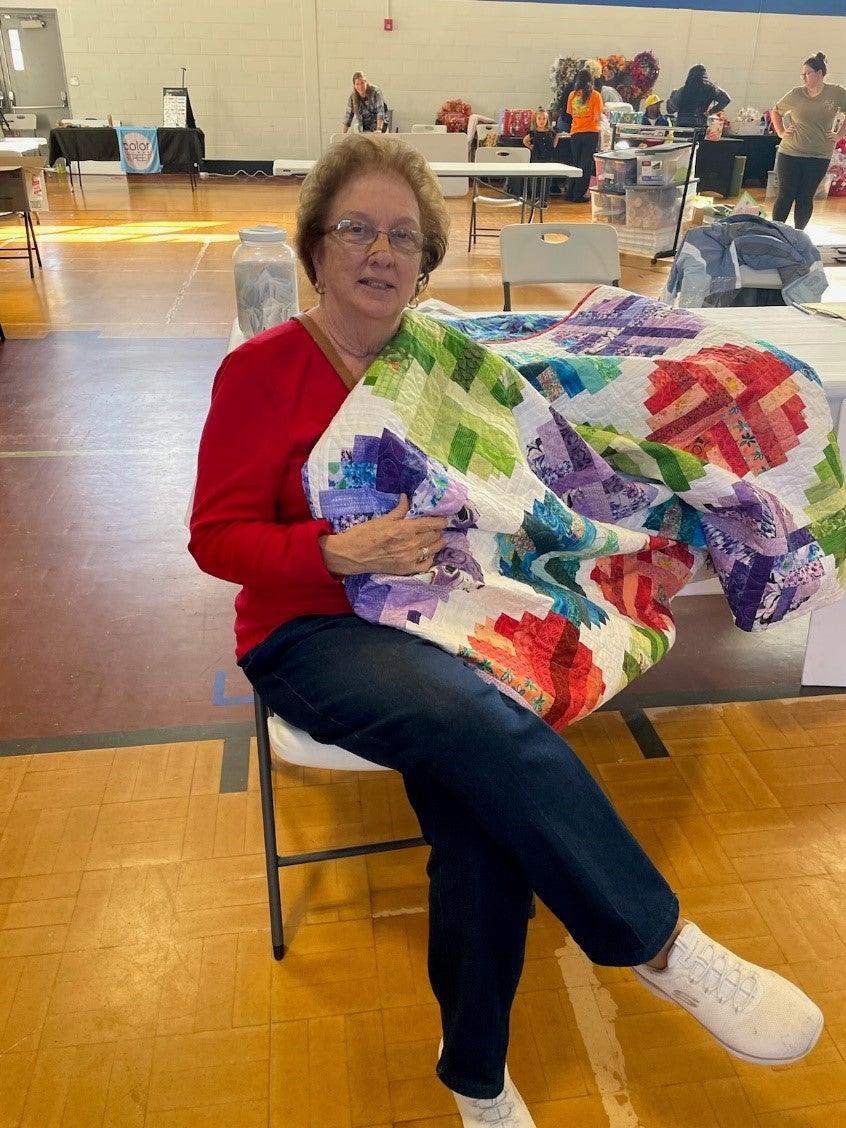 Howell Wins Quilt Drawing - Smithfield Times 